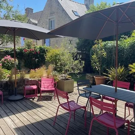Maison De Charme, Jardin Clos Sud, Terrasse, 2 Minutes Plages, Au Coeur Du Village De Piriac, 4 2 Sdb.