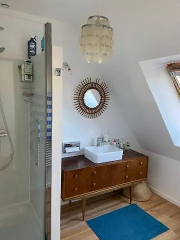 Casa vacanze Maison De Charme, Jardin Clos Sud, Terrasse, 2 Minutes Plages, Au Coeur Du Village De Piriac, 4 2 Sdb.