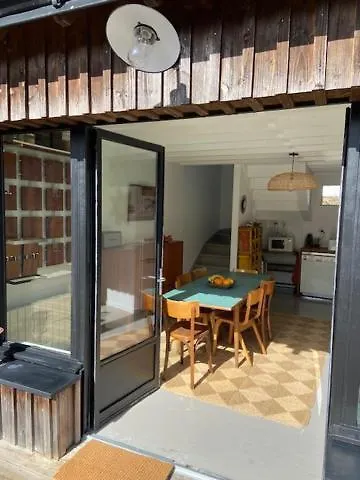 Maison De Charme, Jardin Clos Sud, Terrasse, 2 Minutes Plages, Au Coeur Du Village De Piriac, 4 2 Sdb. Piriac-sur-Mer