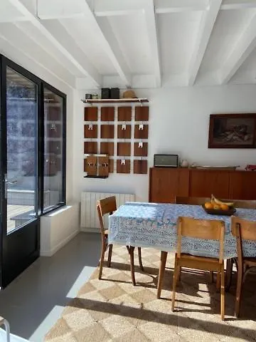 Casa vacanze Maison De Charme, Jardin Clos Sud, Terrasse, 2 Minutes Plages, Au Coeur Du Village De Piriac, 4 2 Sdb. *